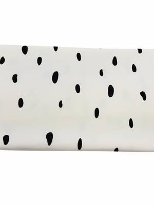 Мазки на белом